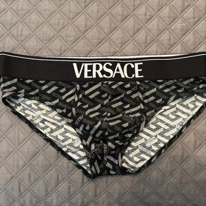 New men’s grey/black pattern Versace briefs. Size large.